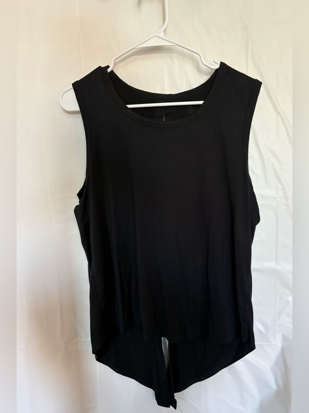 Black Sleeveless Tie-Back Tank Top - Women